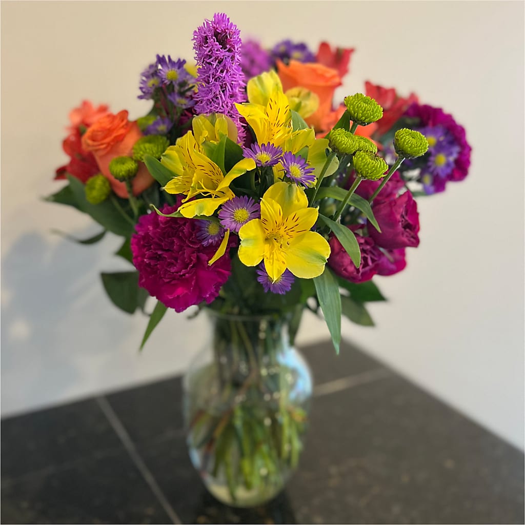 Bold & Bright – A Florist Original – TOWN CENTER FLORIST & GIFTS INC, Orlando FL