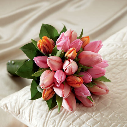 Embraceable Bouquet – TOWN CENTER FLORIST & GIFTS INC, Orlando FL